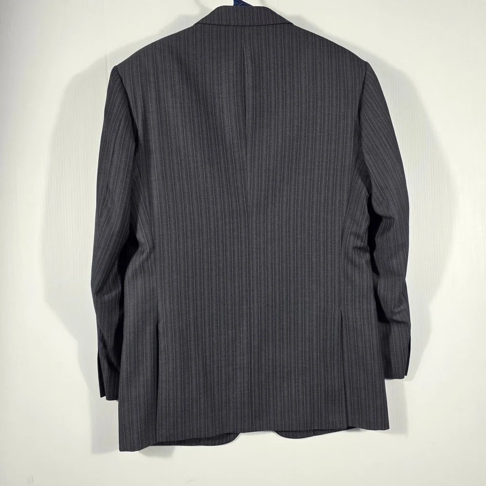 Mens Charcoal Grey Pinstripe Two Button Blazer Jacket Designed in Italy Size 40R